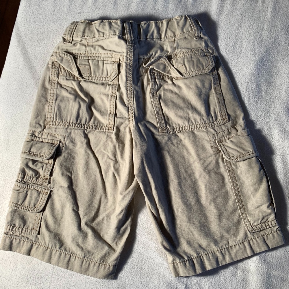 Urban Pipeline khaki cargo shorts - Picture 2 of 3